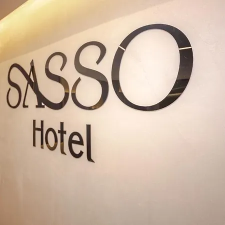 Отель Sasso 4*