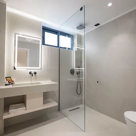 Sasso 4* Vlorë
